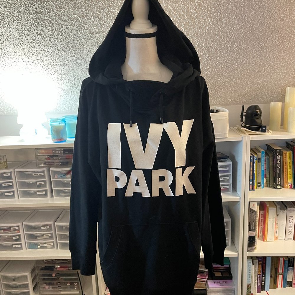 IVY PARK Oversized Black Hoodie Size L